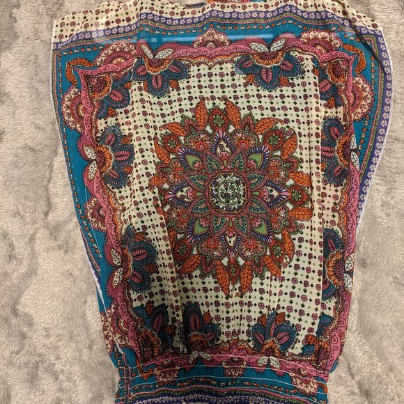 Bundle Patterned Sheer Top & Tank - Picture 5 of 10